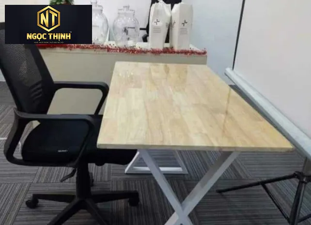 Xưởng Nội Thất Ngọc Thịnh - Bàn làm việc văn phòng chân sắt mặt gỗ MDF hiện đại, giá rẻ